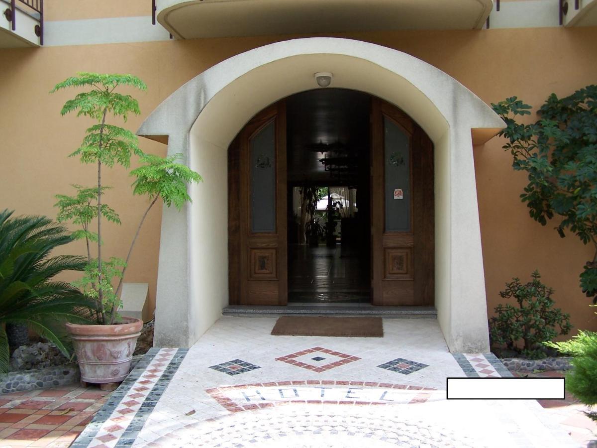 Hotel Nautilus Nicotera Exterior photo