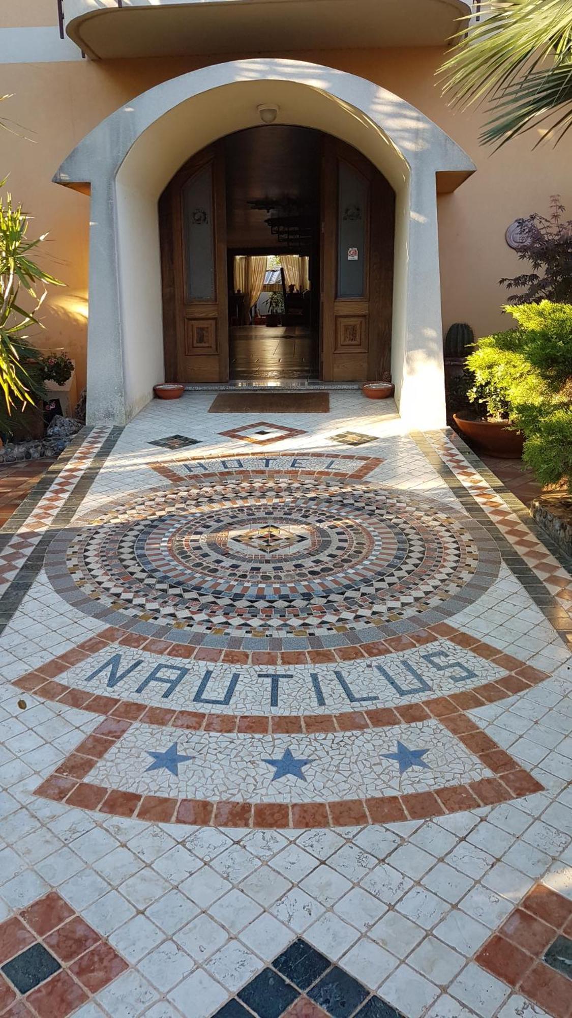 Hotel Nautilus Nicotera Exterior photo